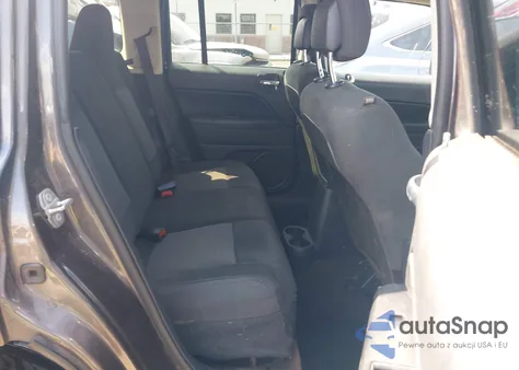 2015 Jeep Patriot Altitude Edition z USA, uszkodzony, nr VIN 1C4NJPBA5FD397854